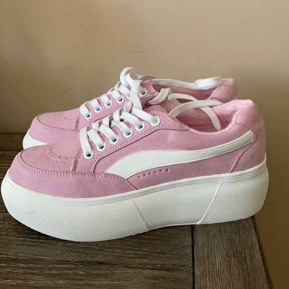 Madden Girl Shoes - Madden girl platform sneakers size 6